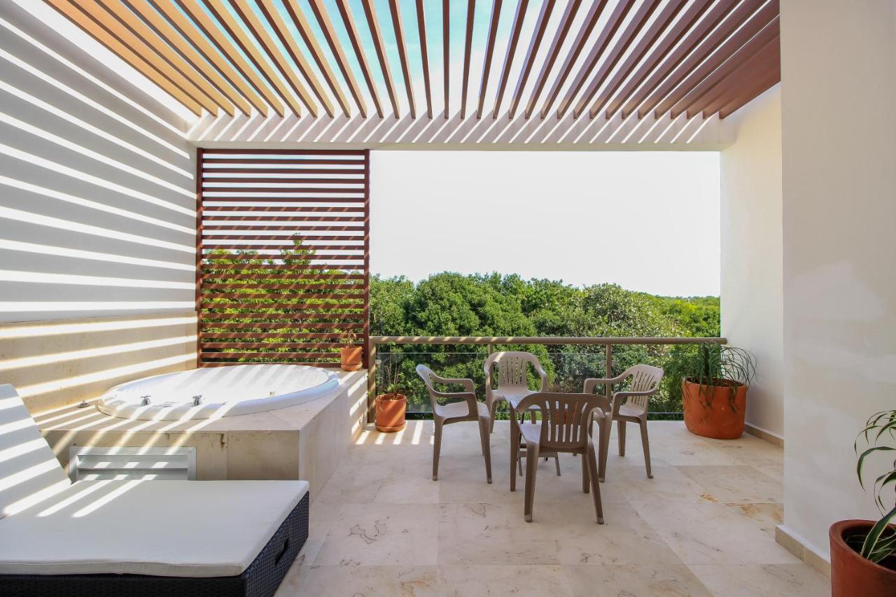 Exceptional 2Story Penthouse With Hot Tub And Rooftop Terrace In Bahia Principe Akumal Luaran gambar