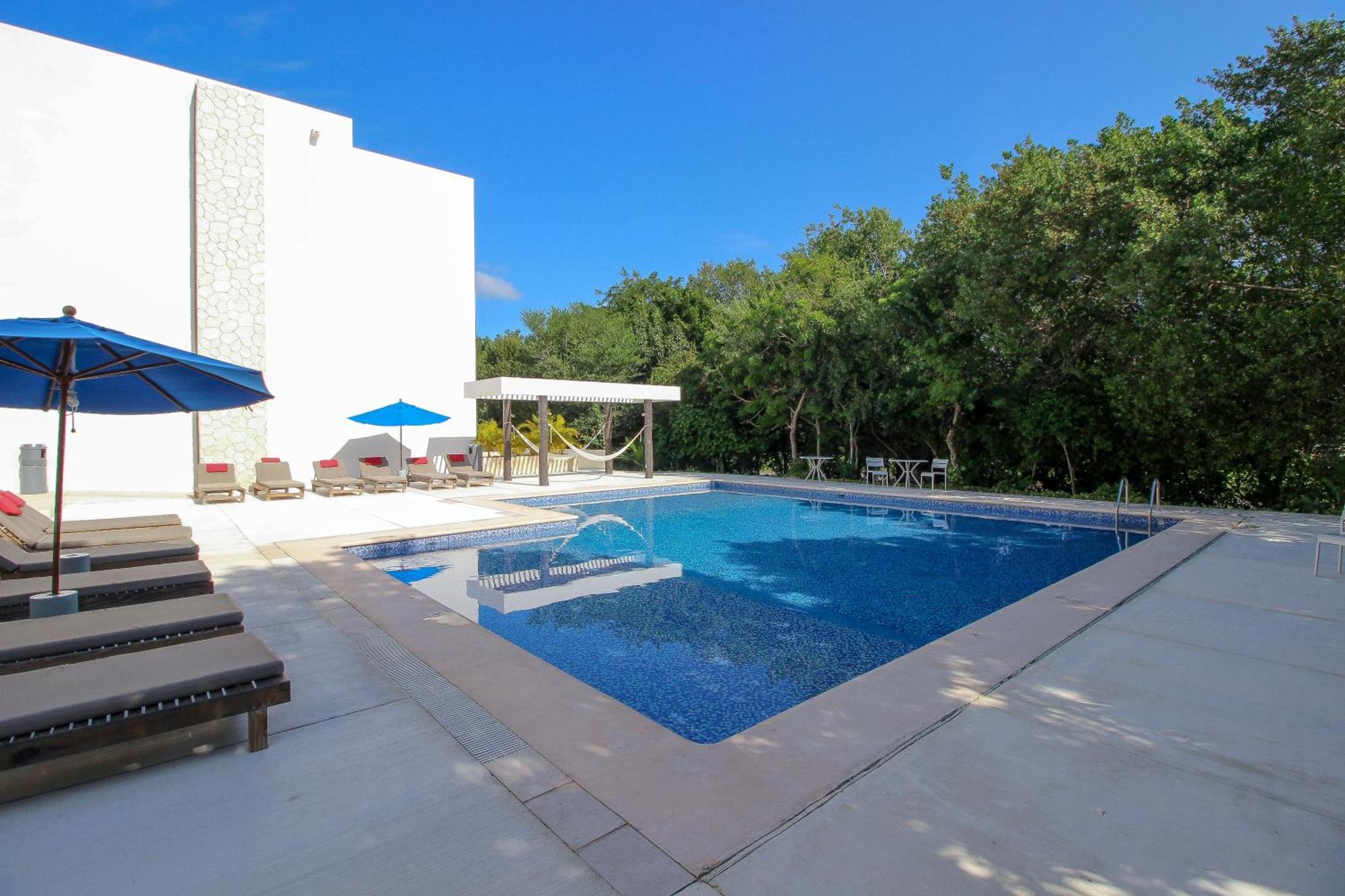 Exceptional 2Story Penthouse With Hot Tub And Rooftop Terrace In Bahia Principe Akumal Luaran gambar